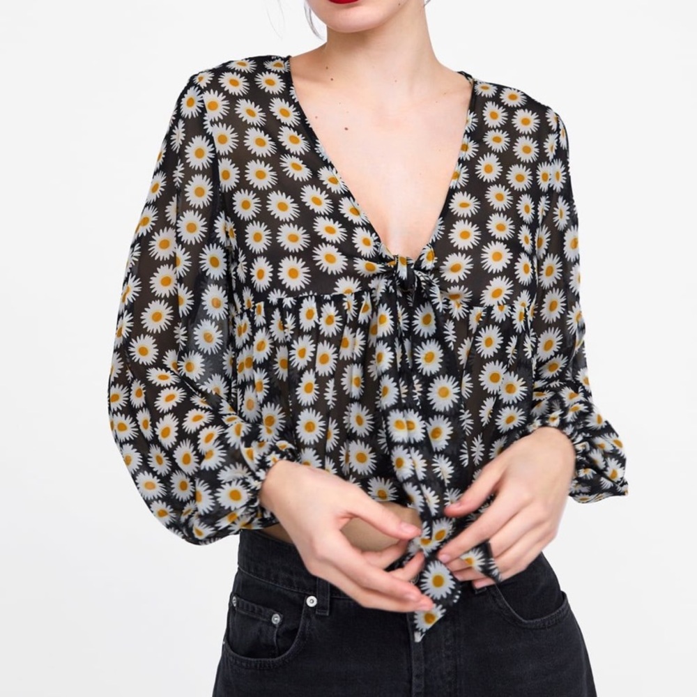 NWT ZARA Floral Print Blouse with Ruffles